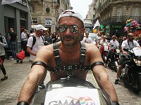 Il vaut mieux motard que jamais !  20160611 GayPride Nantes 1782 OkW PhotoMorelP