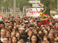 Seule au monde ?  20160611 GayPride Nantes 8905 OkW PhotoMorelP