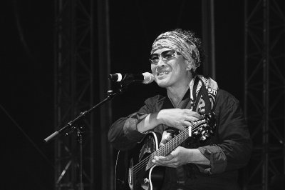 20080912_FeteHuma2008_HommageBeranger_2_EdgardRavahatra_IMG_8980 <p>Edgard Ravahatra en hommage à François Béranger à la Fête de l'Huma 2008.</p>