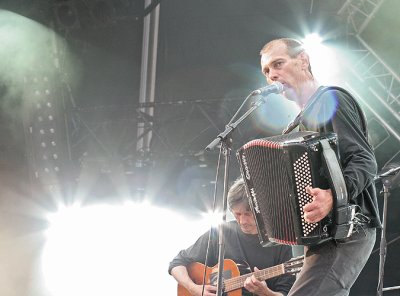 20060916_FeteHuma_TetesRaides_IMG_4885 <p>Les Têtes Raides à la Fête de l'Huma 2006.</p>